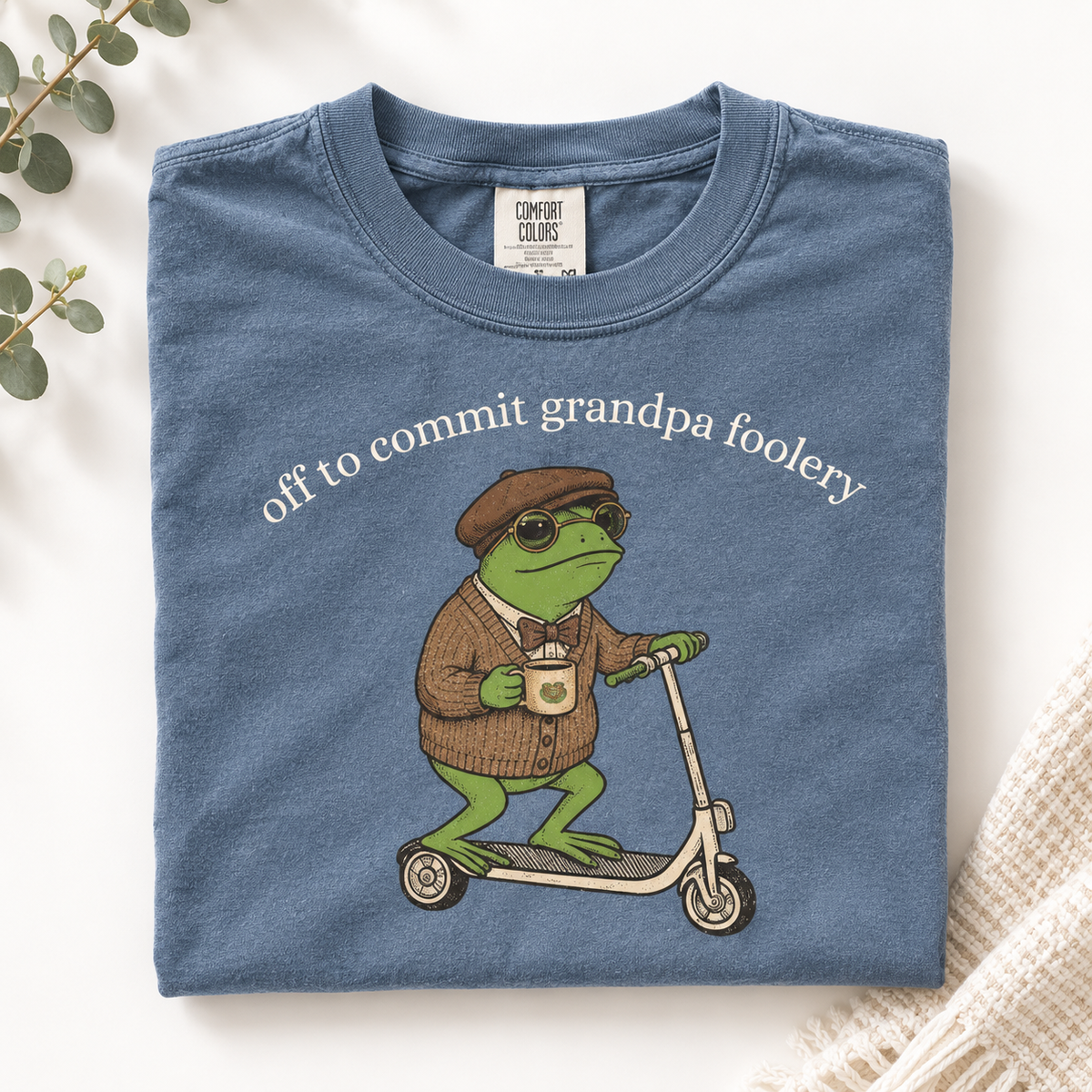 Funny Frog Grandma Grandpa Shirts, Pregnancy Announcement Gift, Promoted to Grandparents Matching Tees