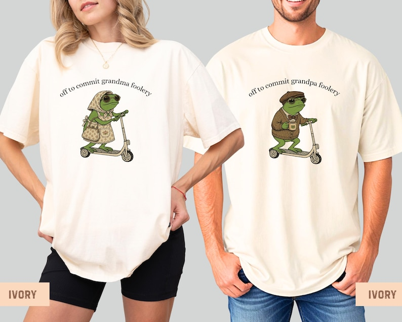 Funny Frog Grandma Grandpa Shirt, Pregnancy Announcement Gift, Promoted To Grandma Grandpa Tee, First Time Grandparents Gift