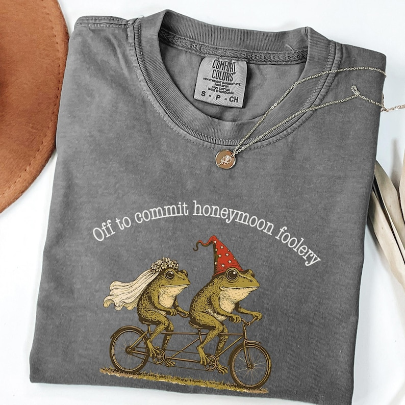 Medieval Just Married Shirts, Bride Shirt , Honeymoon Outfit Mrs Shirt Bride Clothes, Honeymoon Gift Future Mrs Shirt,