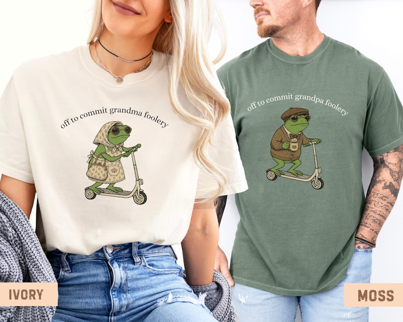 Funny Frog Grandma Grandpa Shirt, Pregnancy Announcement Gift, Promoted To Grandma Grandpa Tee, First Time Grandparents Gift